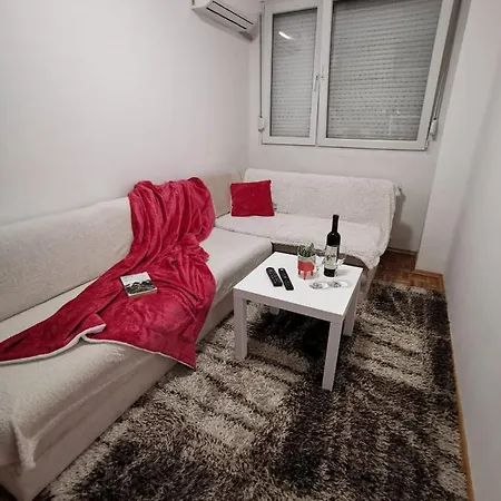 Apartman Nova Varos